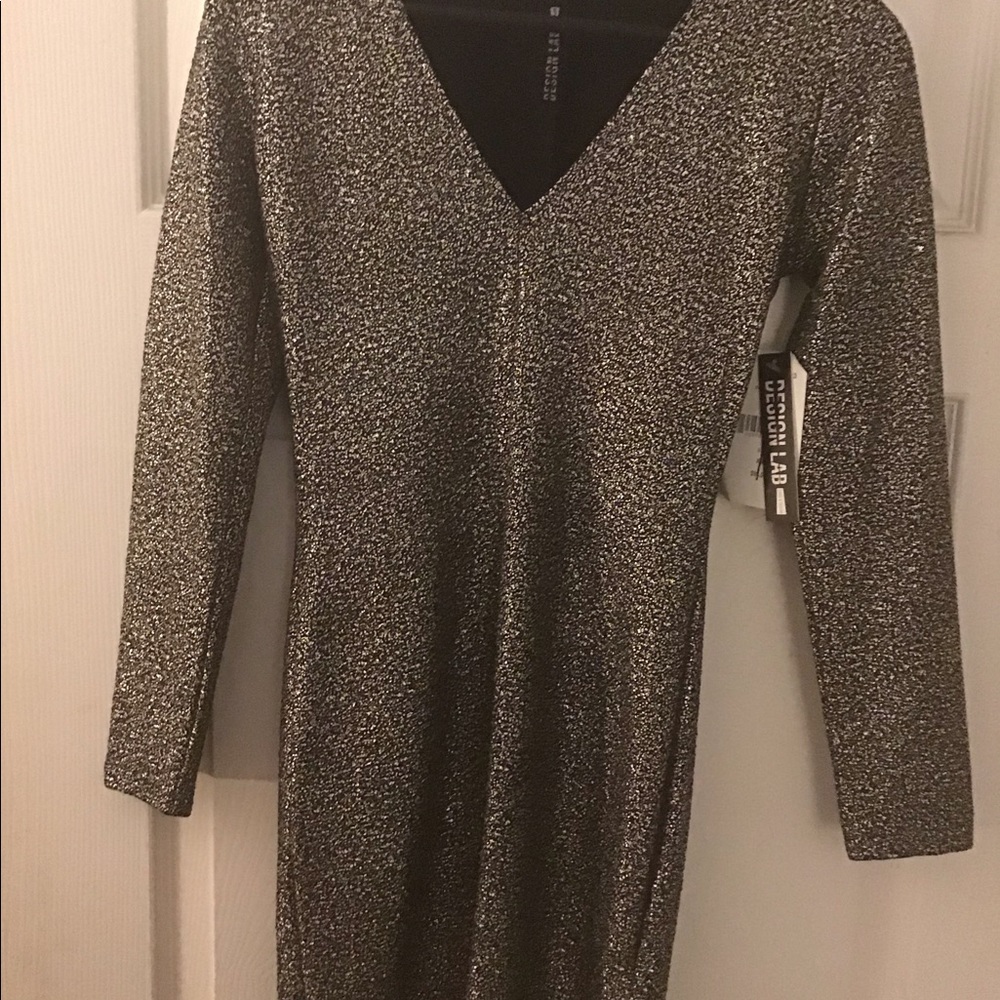 Design Lab dress - Picture 2 of 15